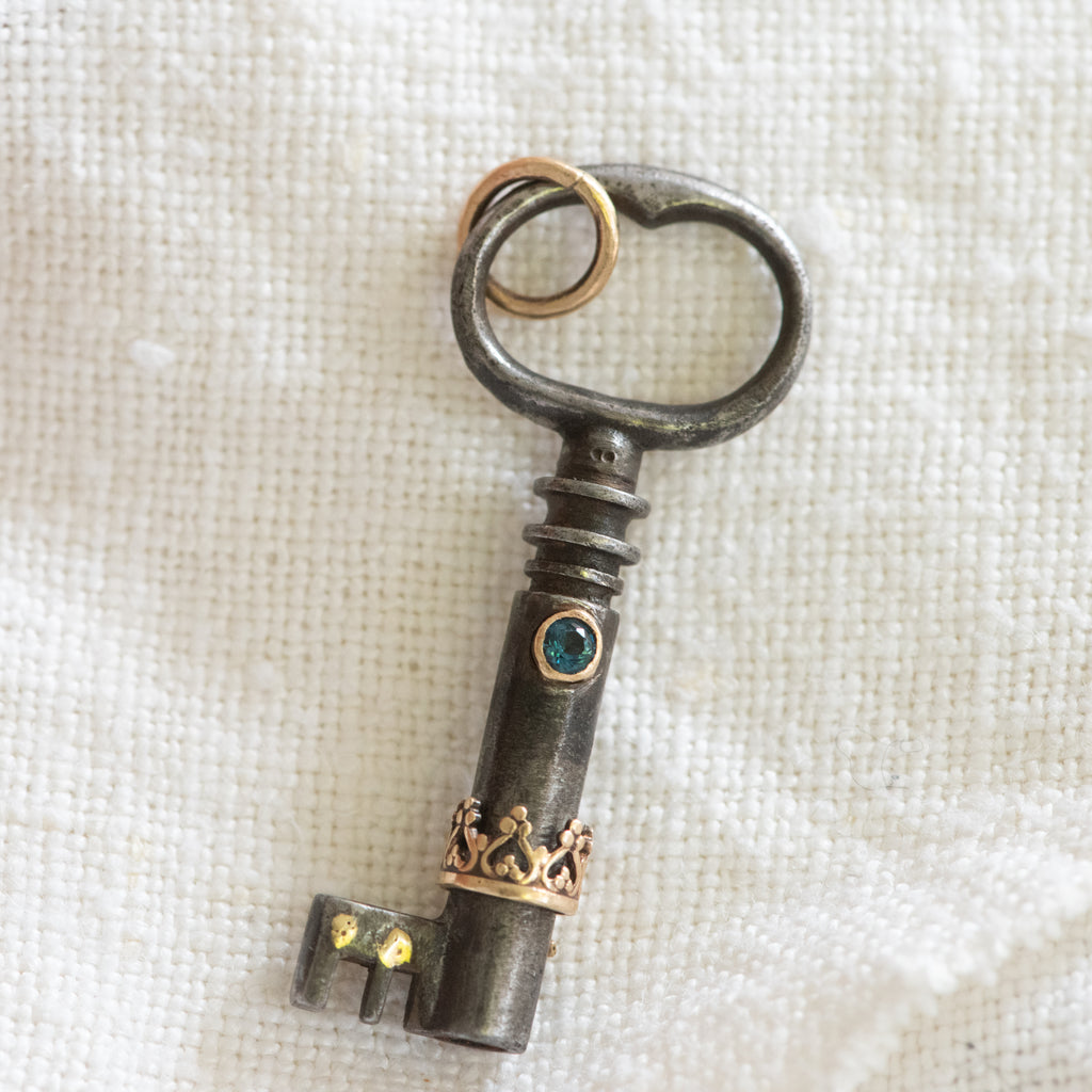 Key  G - Joanie Schwarz